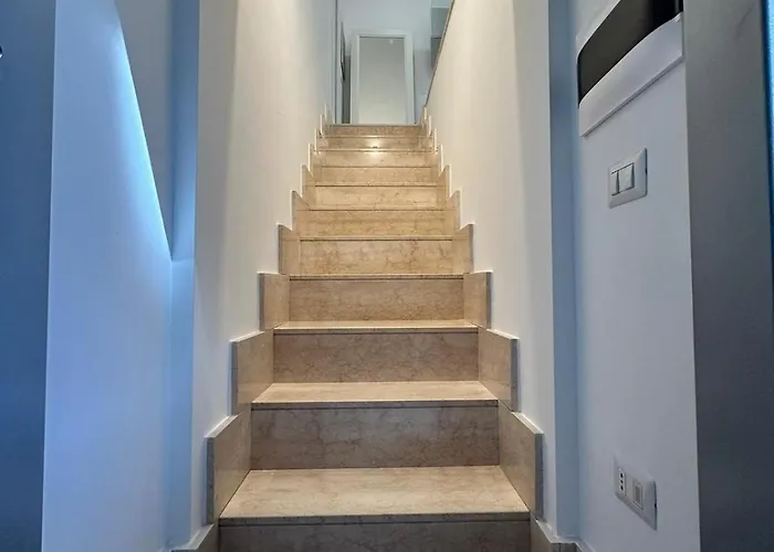 Hv Suites Tribunalium