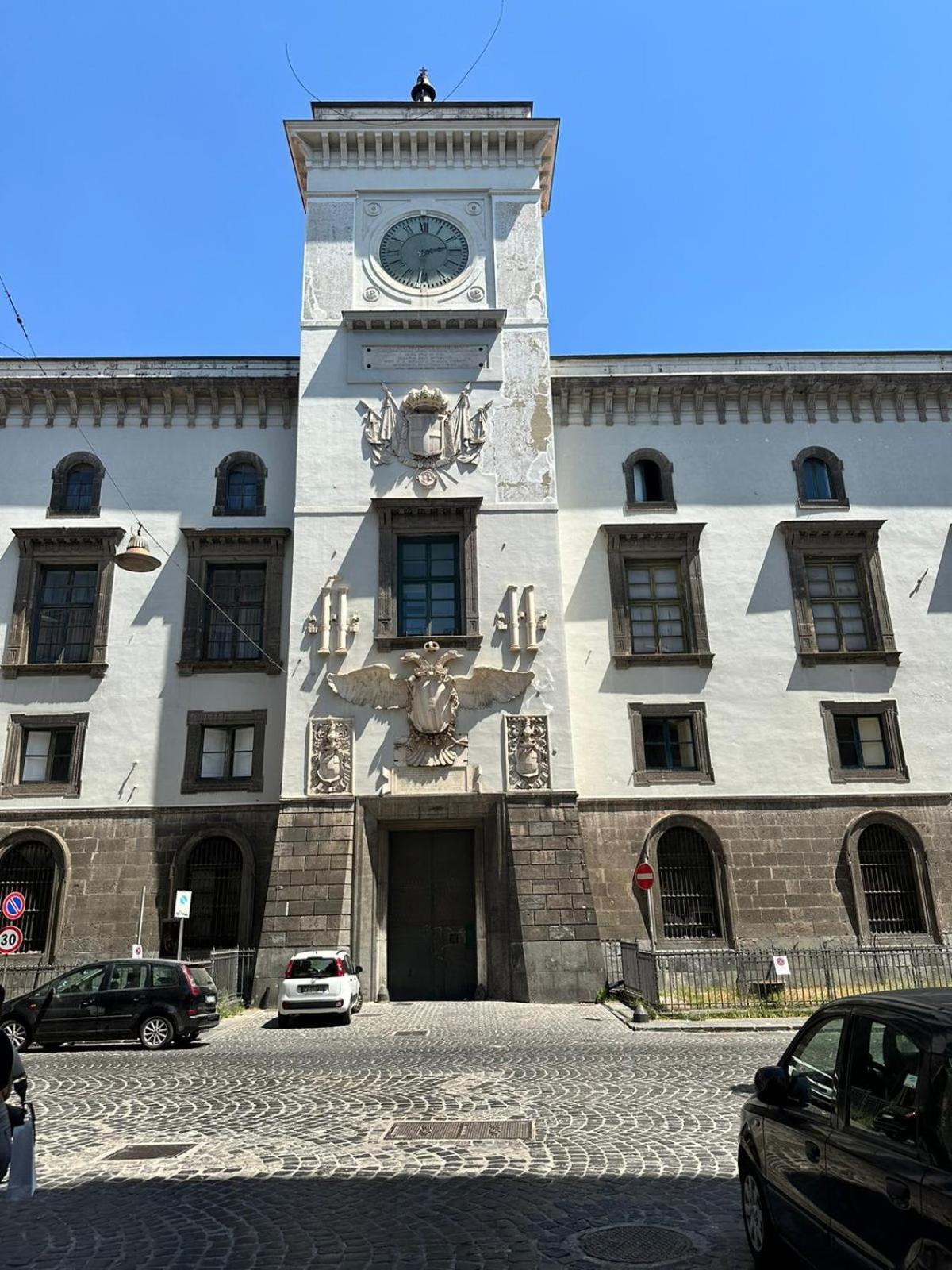 Hv Tribunalium Neapel